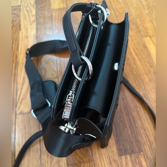 Tik Tok Viral Steve Madden Crossbody Bag Black & Silver - Picture 2 of 2